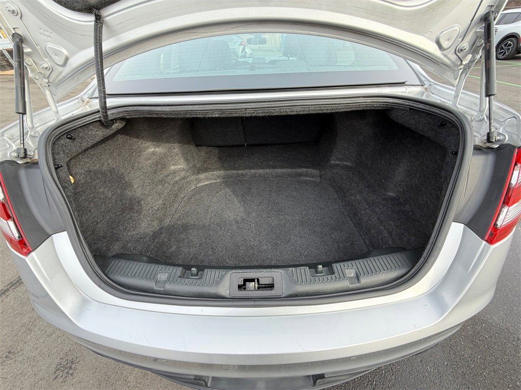 Used 2014 Ford Taurus SEL w/ Equipment Group 201A image 22