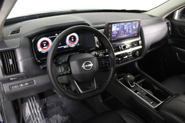 Certified 2026 Nissan Pathfinder SL FWD image 19