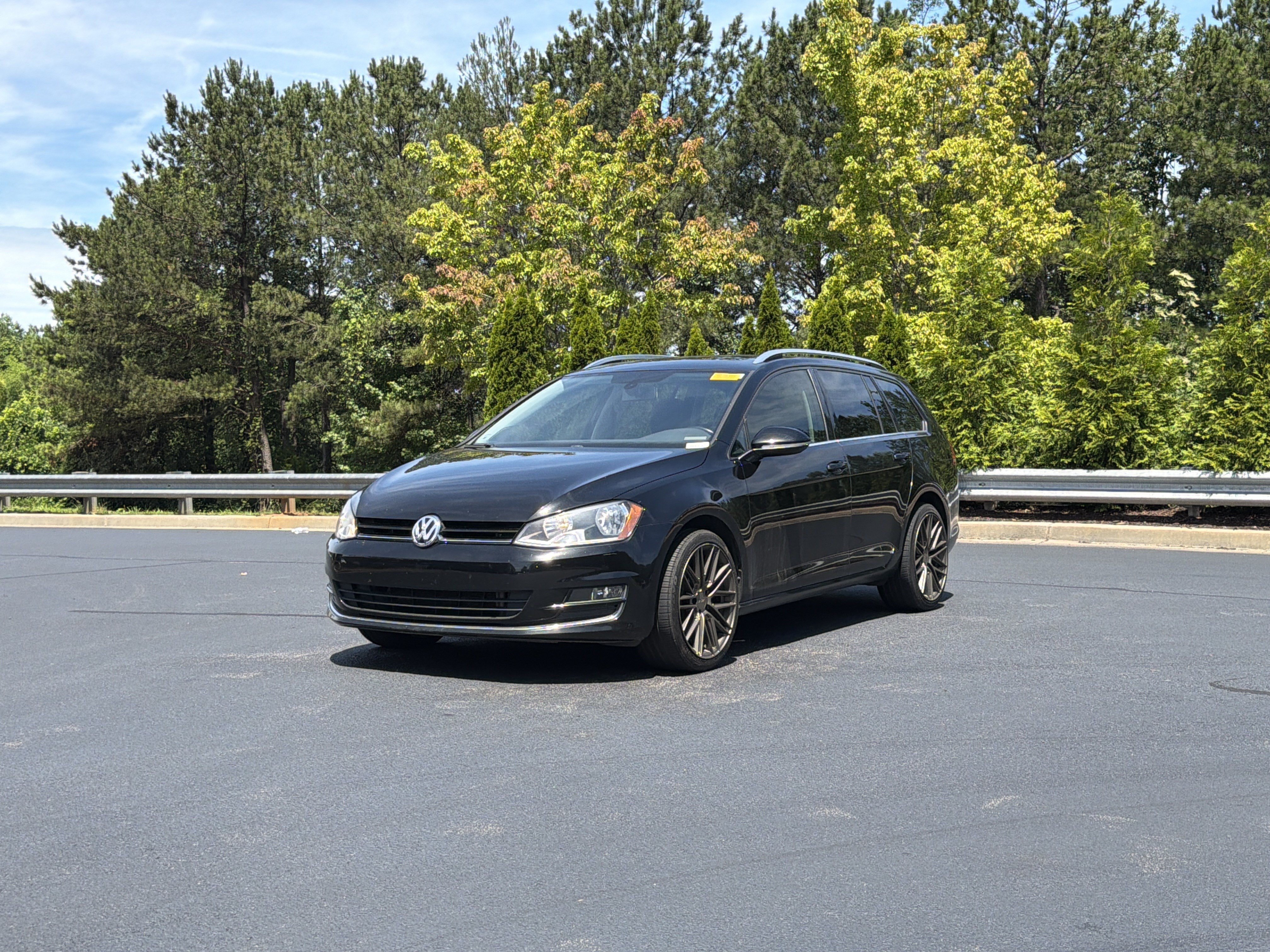 Used 2016 Volkswagen Golf SEL FWD image 11