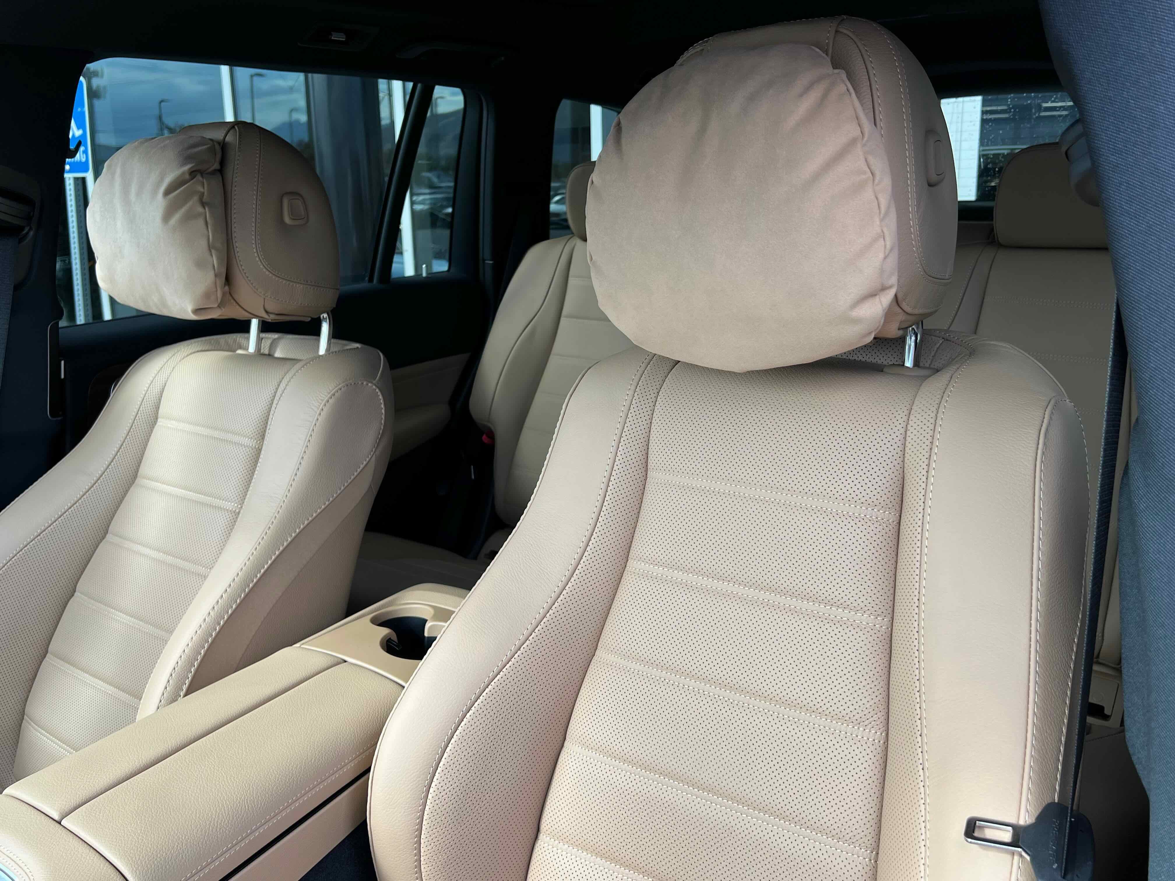 New 2026 Mercedes-Benz GLS 450 4MATIC image 19