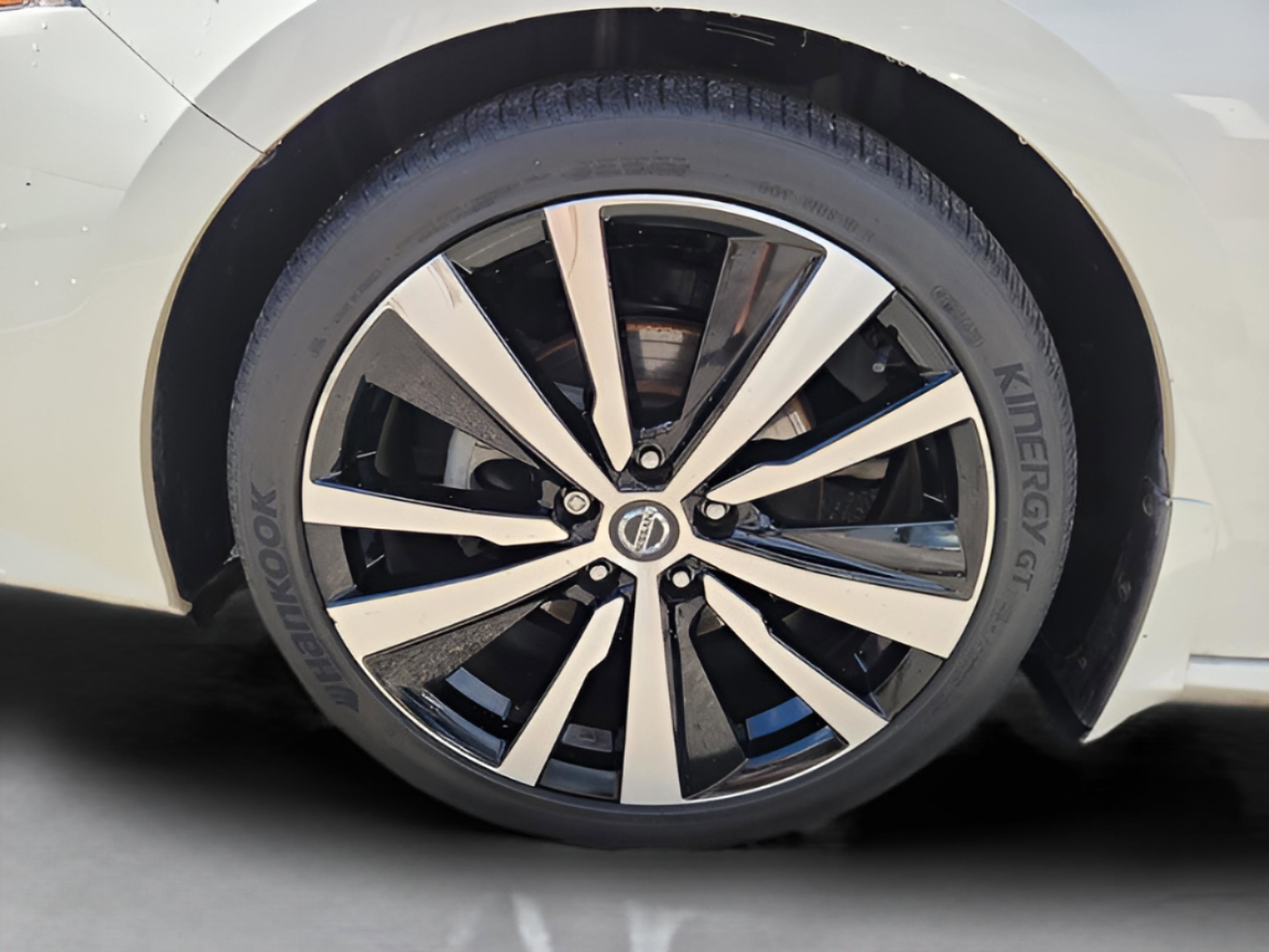 Used 2020 Nissan Altima 2.5 Platinum image 33