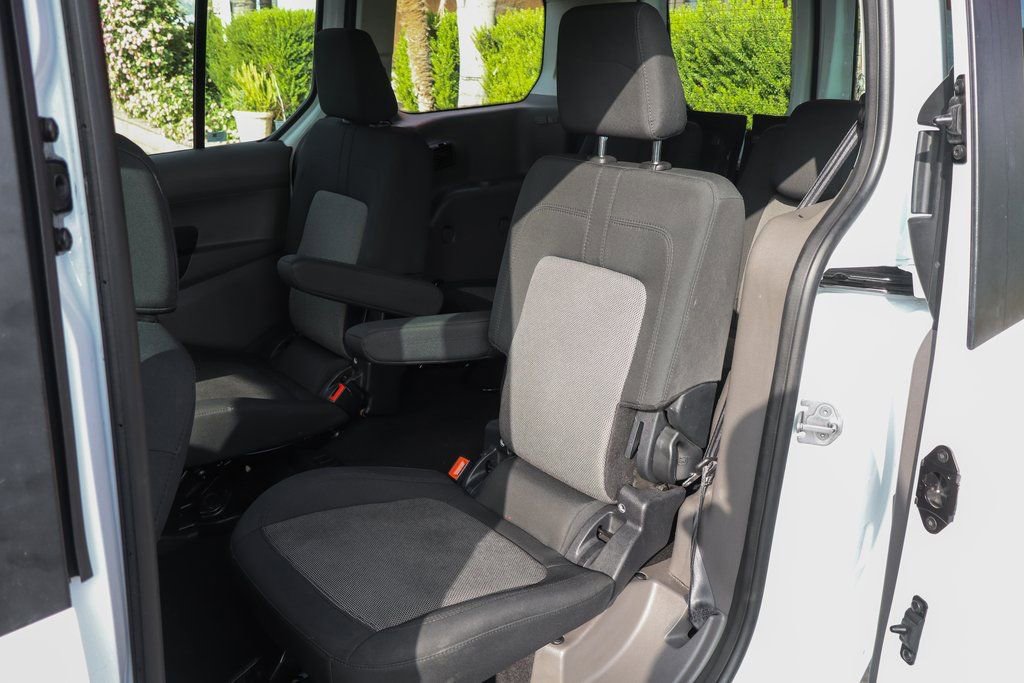 Used 2022 Ford Transit Connect XL image 35