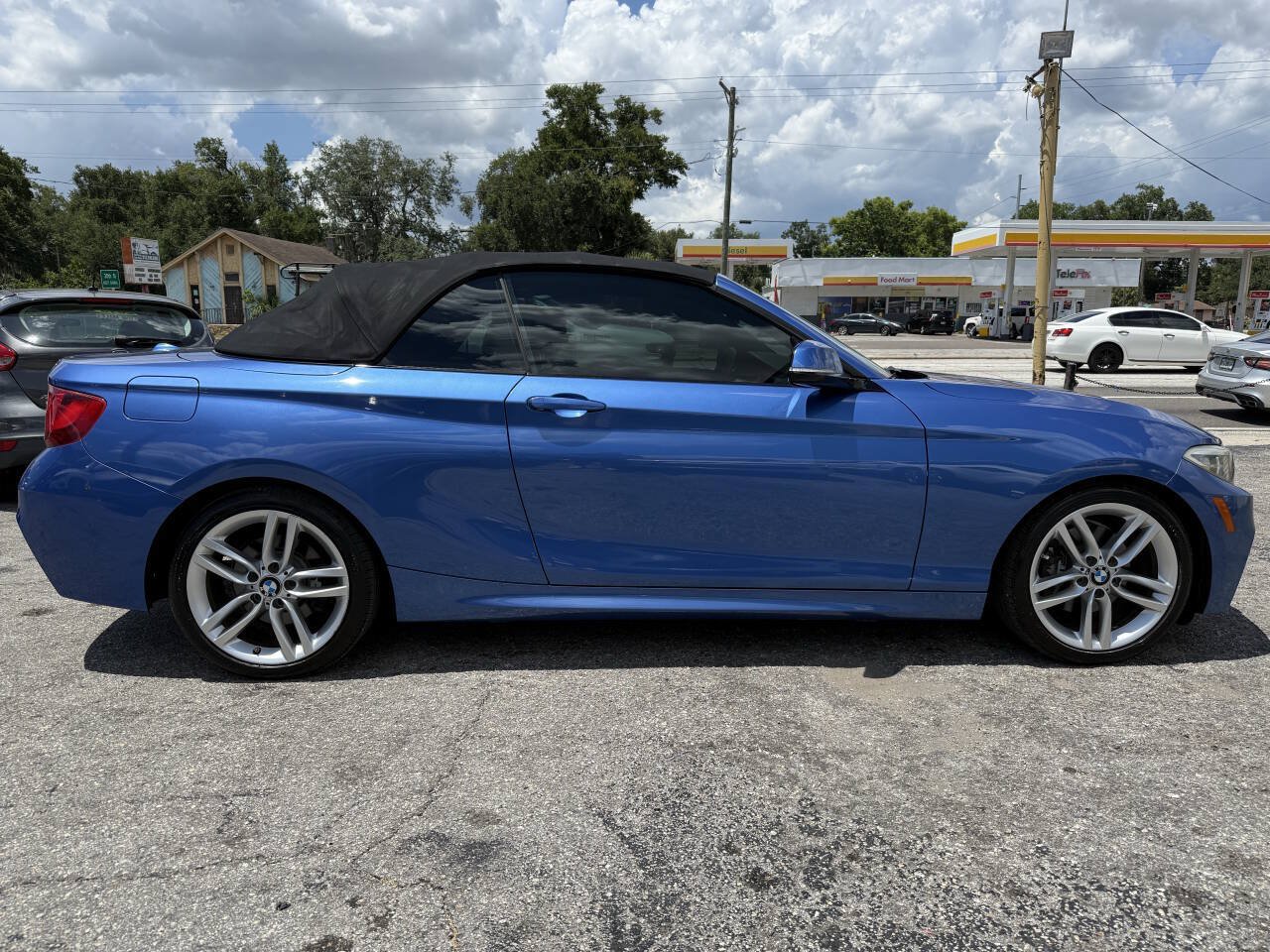 Used 2016 BMW 228i Convertible RWD image 8