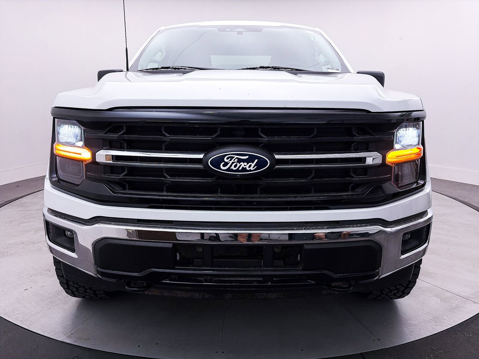 Used 2024 Ford F150 XLT w/ Tow/Haul Package image 11