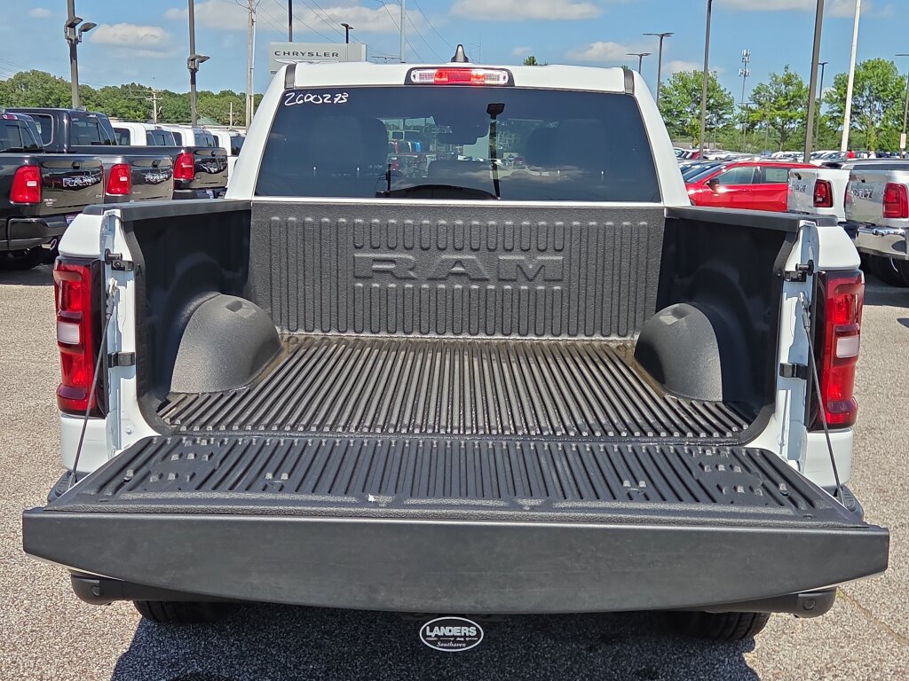 New 2026 RAM 1500 Tradesman AWD/4WD image 4