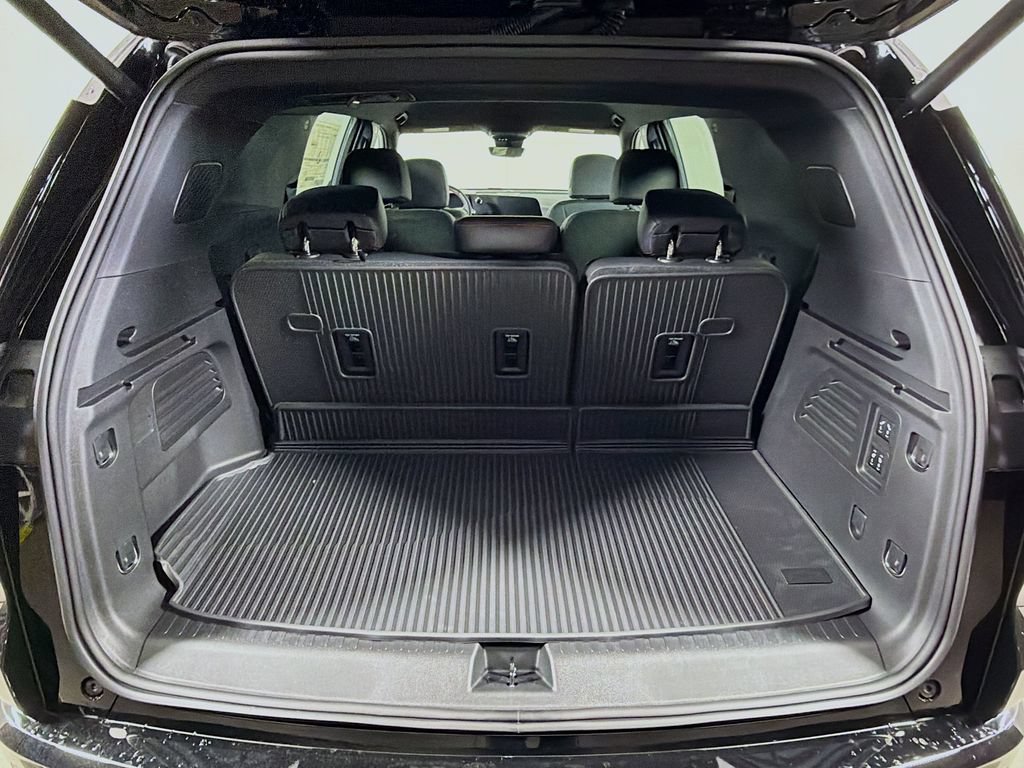 New 2026 Chevrolet Traverse RS w/ LPO, Floor Liner Package AWD/4WD image 22