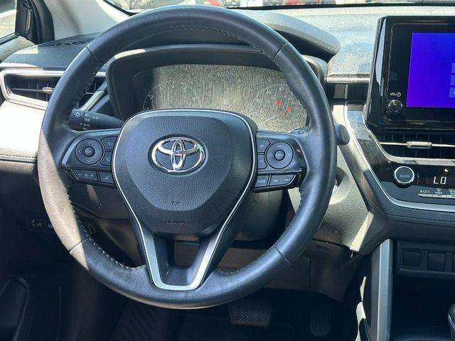 Certified 2023 Toyota Corolla Cross LE w/ Moonroof Package AWD/4WD image 13