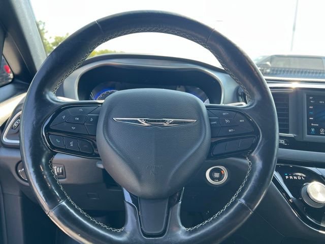 Used 2019 Chrysler Pacifica Touring Plus w/ S Appearance Package FWD image 13