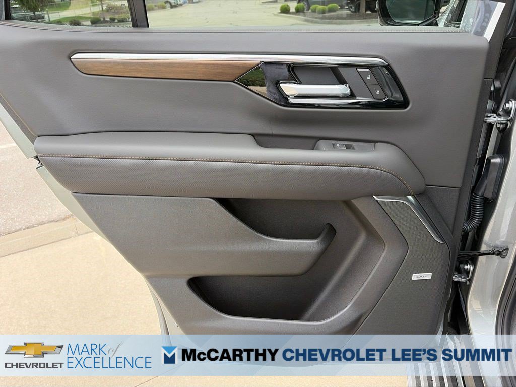 New 2026 Chevrolet Tahoe High Country AWD/4WD image 46