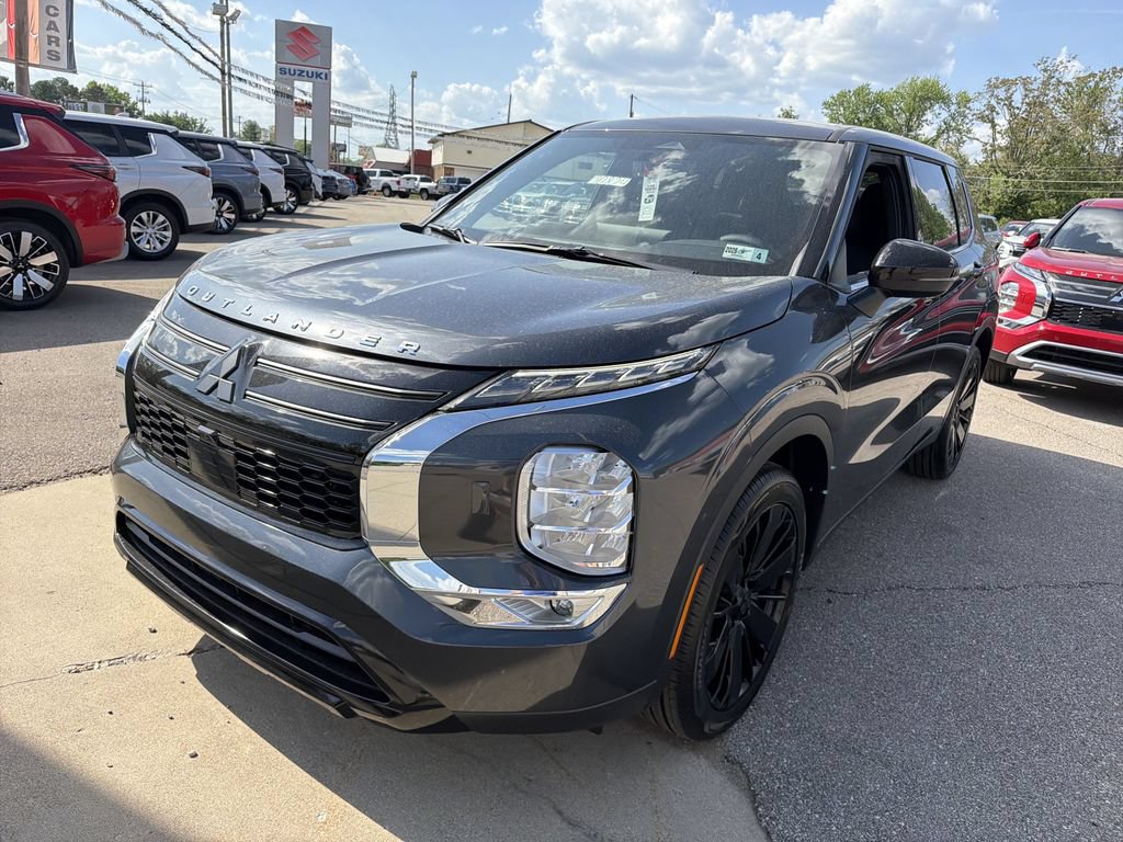 New 2026 Mitsubishi Outlander LE AWD/4WD image 10