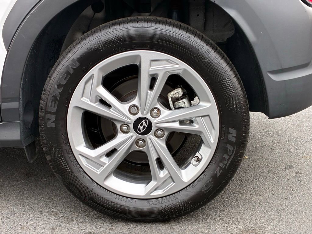 Used 2023 Hyundai Kona SEL w/ Cargo Package image 49