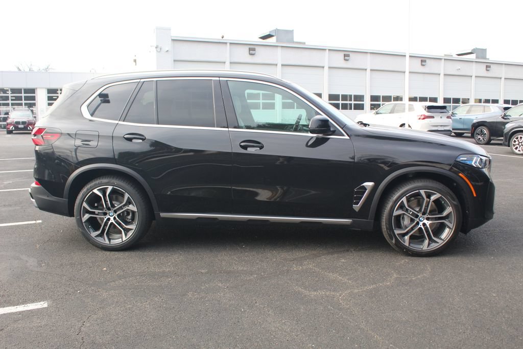 Used 2026 BMW X5 xDrive50e AWD/4WD image 10