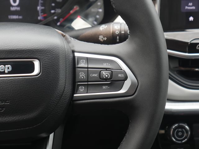 Used 2023 Jeep Compass Limited AWD/4WD image 17