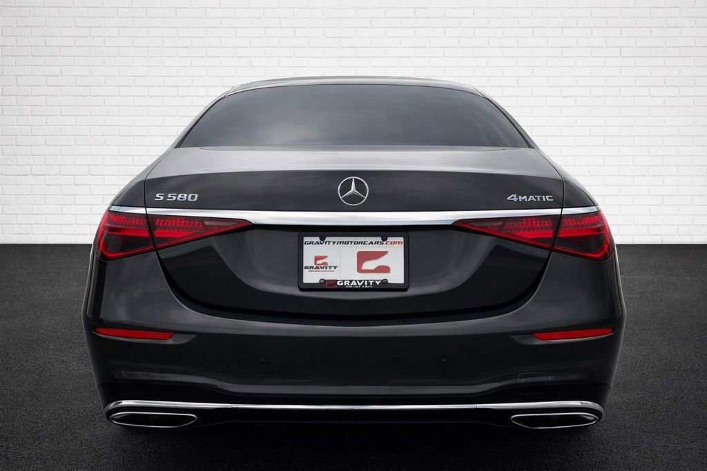 Used 2022 Mercedes-Benz S 580 4MATIC Sedan w/ AMG Line Package image 5