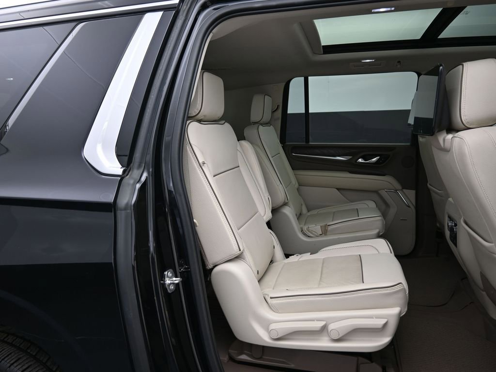Used 2021 GMC Yukon XL Denali w/ Denali Premium Package RWD image 38