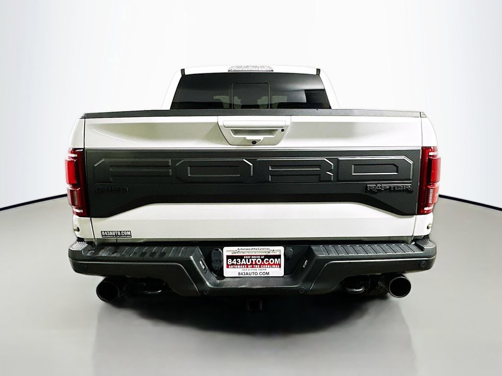 Used 2018 Ford F150 Raptor w/ Equipment Group 802A Luxury image 6
