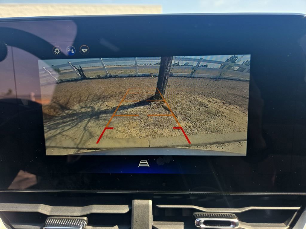 Used 2025 Chevrolet Equinox LT image 26