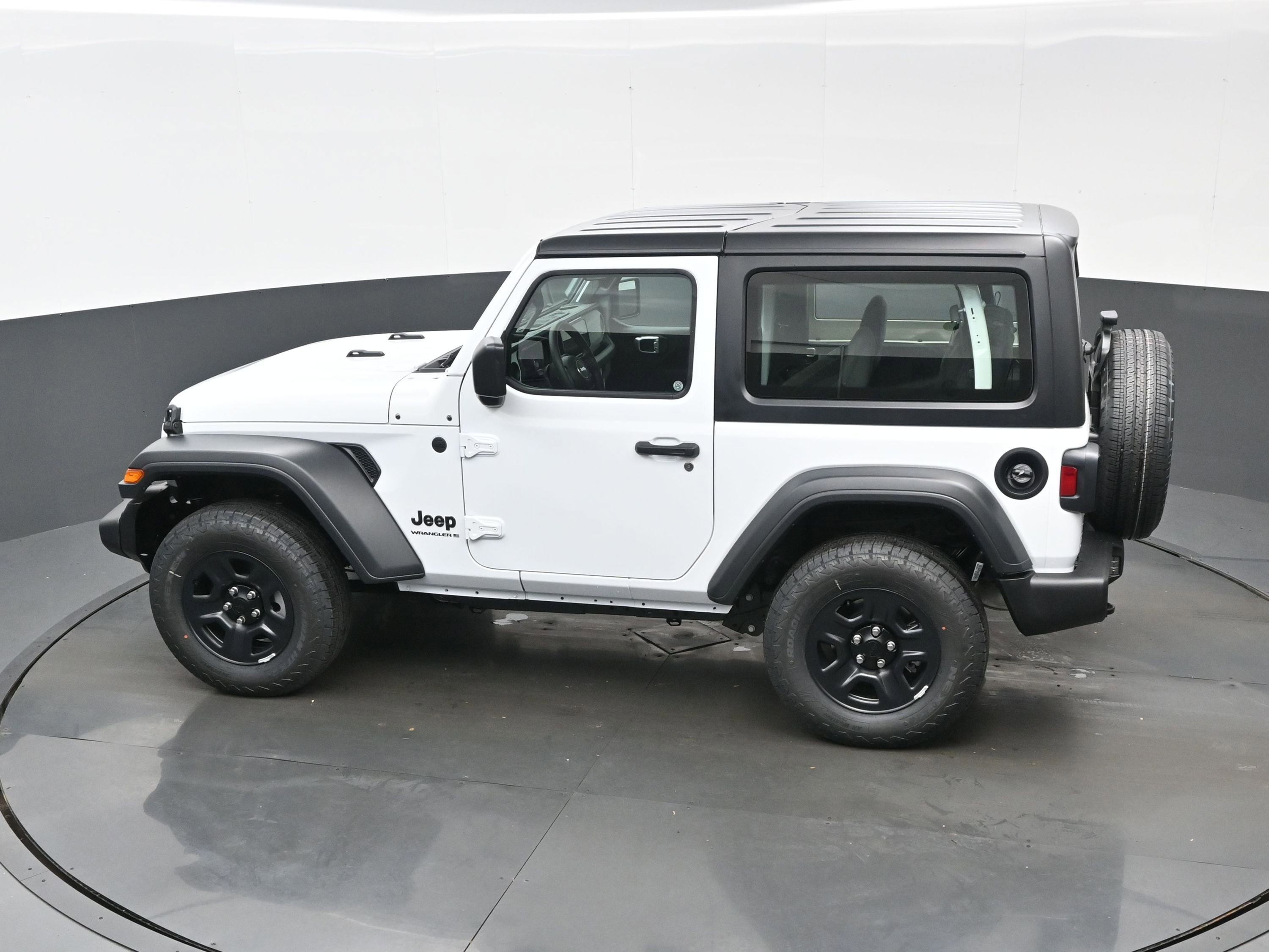 New 2026 Jeep Wrangler Sport AWD/4WD image 19