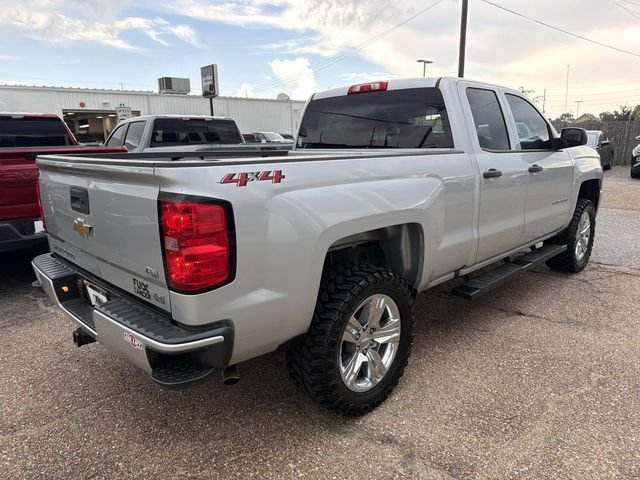 Used 2018 Chevrolet Silverado 1500 Custom w/ Custom Value Package AWD/4WD image 6