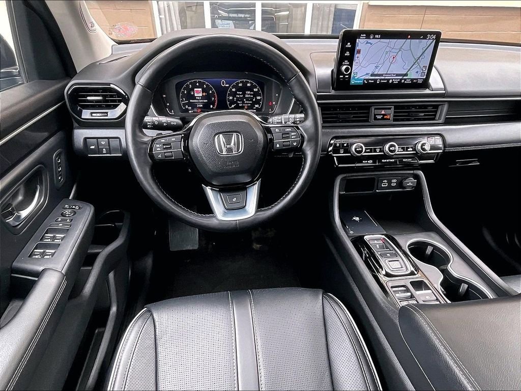 Used 2024 Honda Pilot Elite image 18