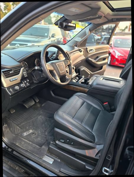 Used 2018 GMC Yukon XL Denali w/ Denali Ultimate Package AWD/4WD image 73