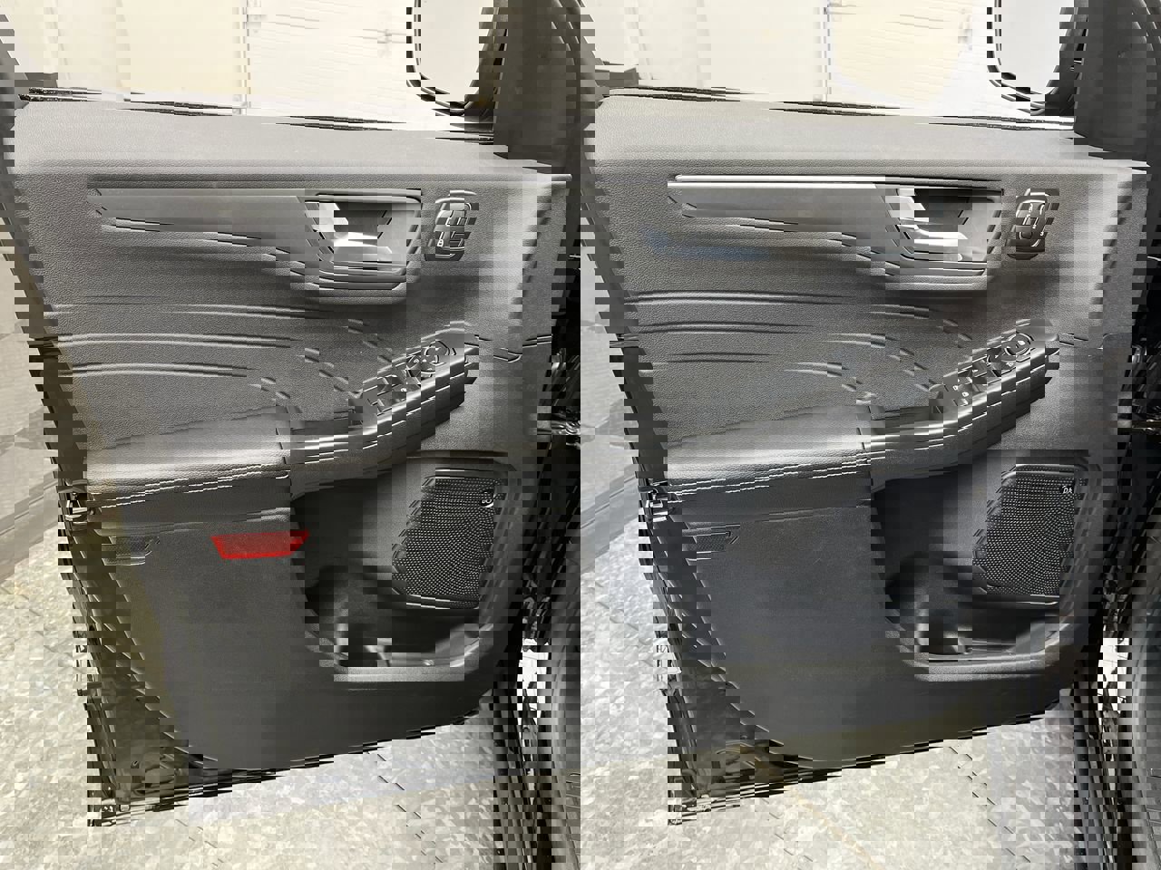 New 2024 Ford Escape Active w/ Tech Pack #2 image 7