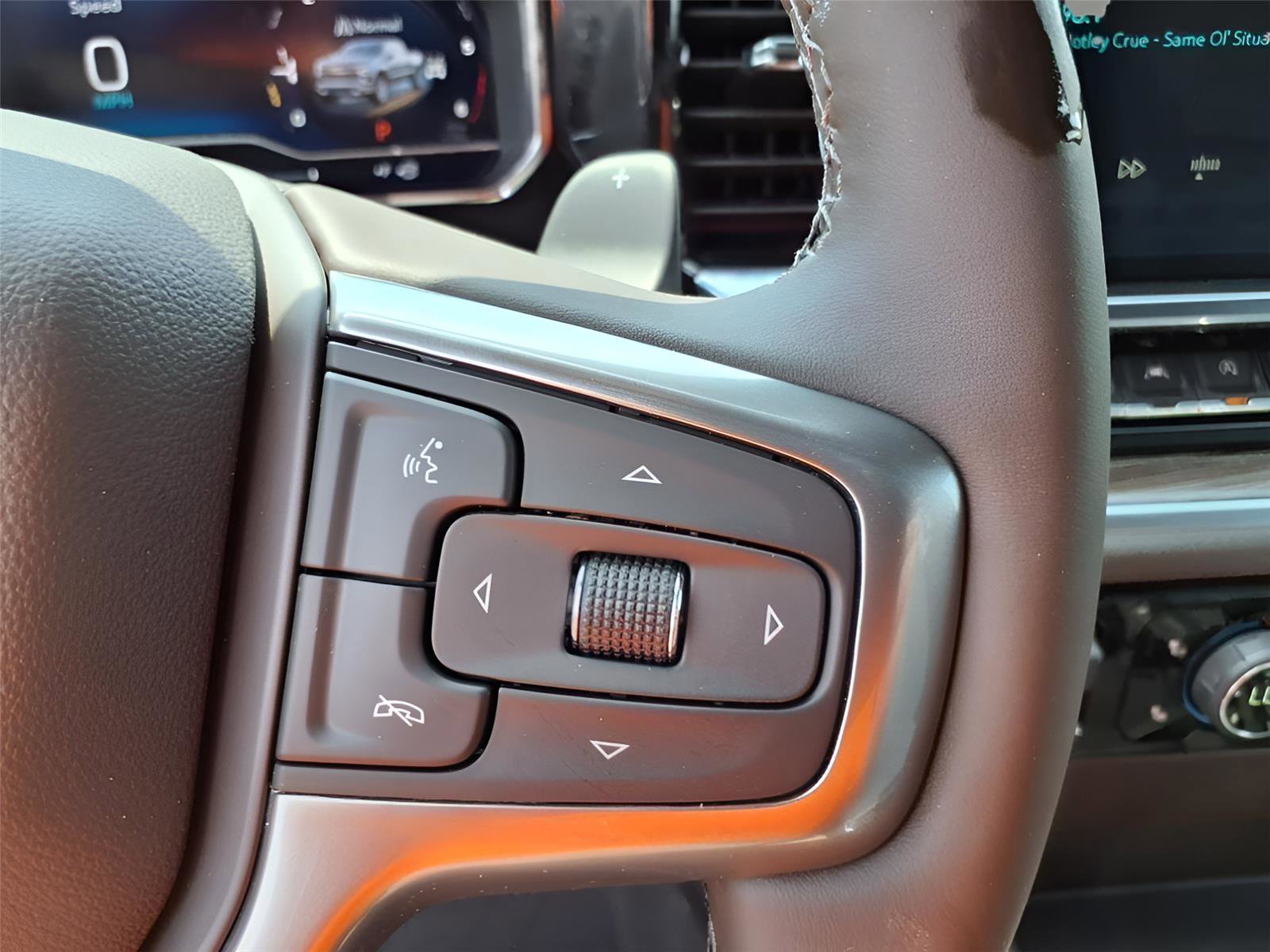 New 2025 Chevrolet Silverado 1500 LT w/ Leather Package image 19