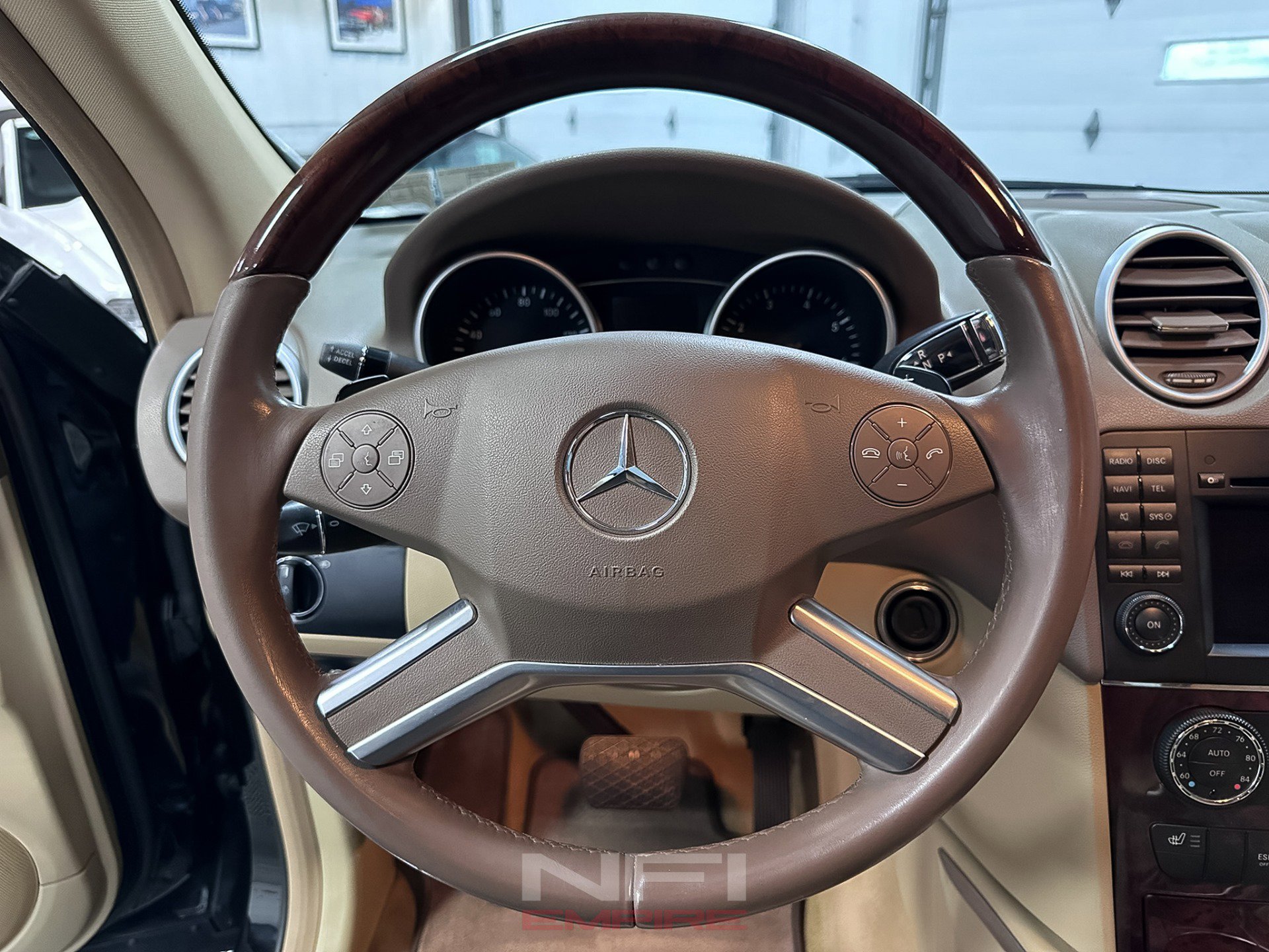 Used 2011 Mercedes-Benz ML 350 4MATIC image 25