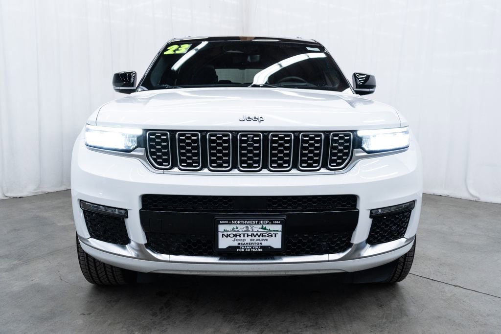 Used 2023 Jeep Grand Cherokee L Summit w/ Advanced Protech Group IV image 2