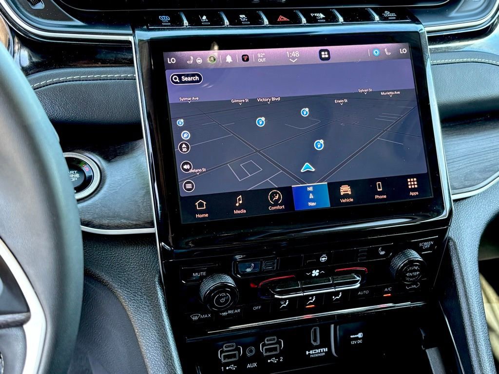 Used 2022 Jeep Grand Cherokee Limited 4xe image 22