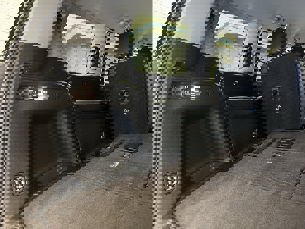 Used 2021 Jeep Grand Cherokee L Limited image 31