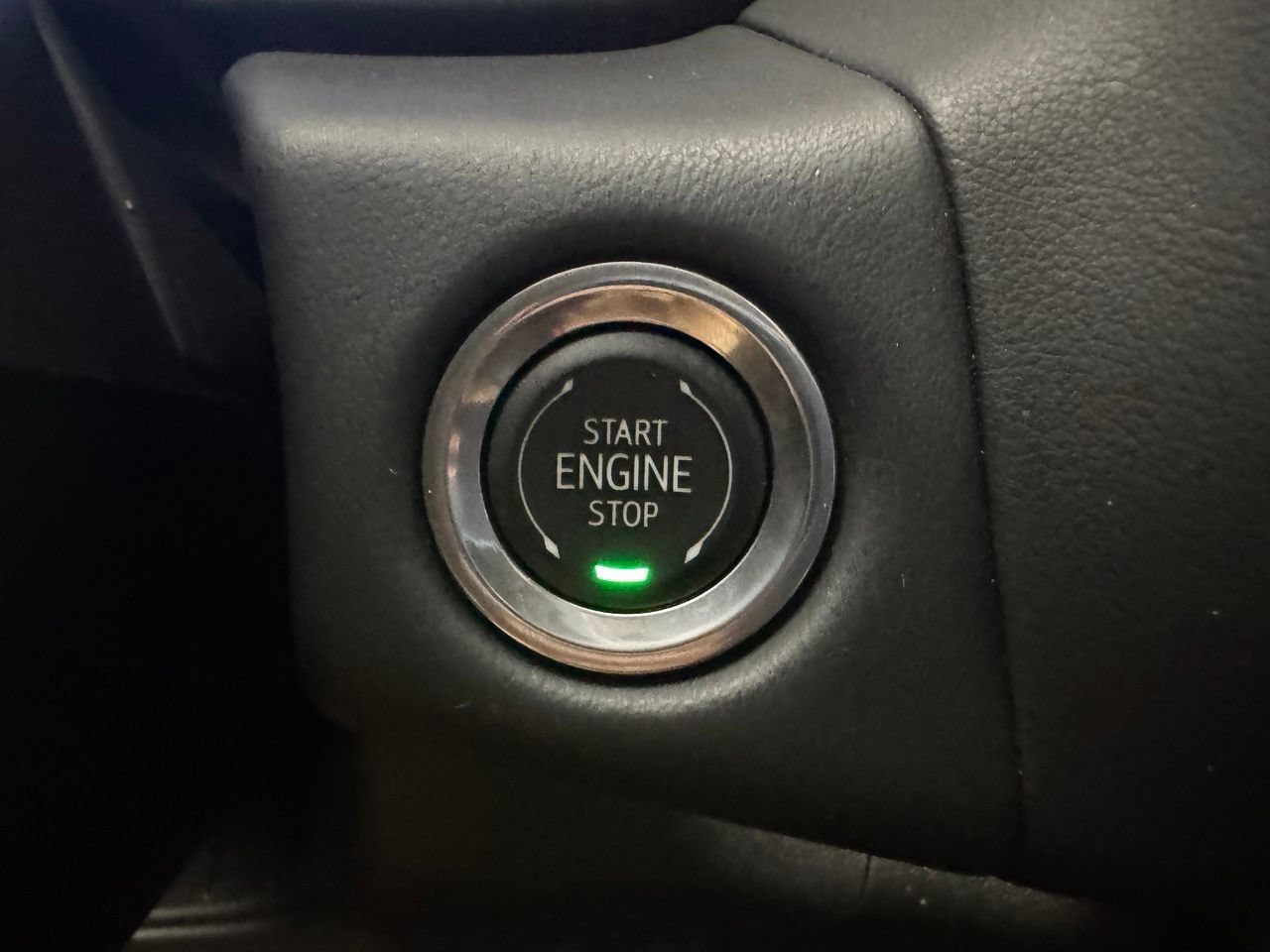Used 2024 Chevrolet Tahoe RST w/ Luxury Package RWD image 26