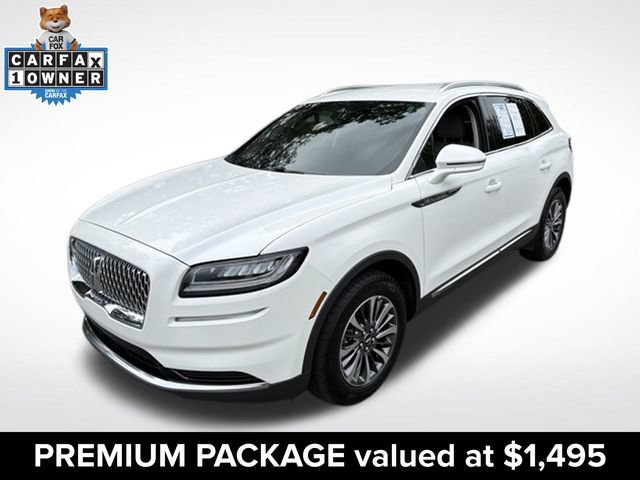 Certified 2022 Lincoln Nautilus AWD w/ Premium Package image 3