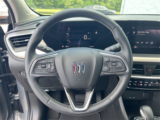 Used 2024 Buick Encore GX Avenir w/ Avenir Convenience Package image 11