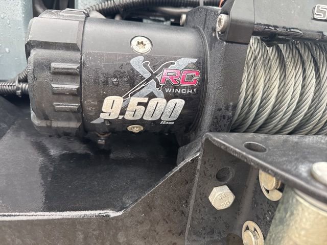 Used 2015 Jeep Wrangler Unlimited Sahara w/ Connectivity Group image 5