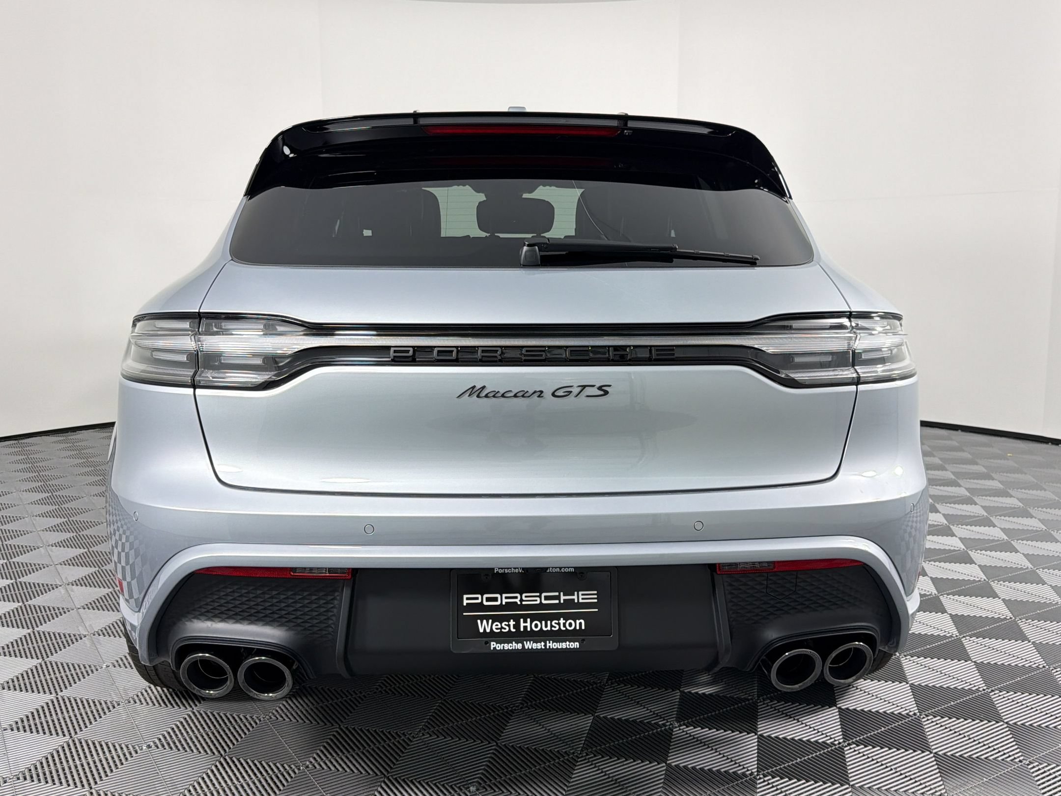 New 2026 Porsche Macan GTS AWD/4WD image 10
