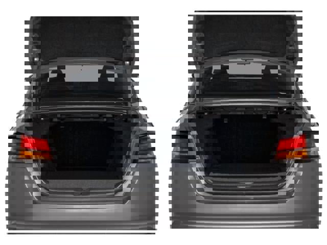 Used 2025 Nissan Altima 2.5 SV image 11