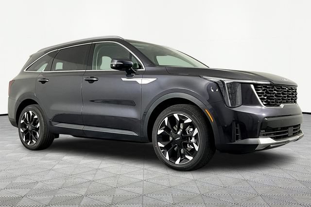 Certified 2026 Kia Sorento EX w/ EX Premium Package FWD image 3