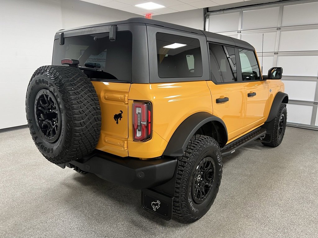 Used 2022 Ford Bronco Wildtrak image 12