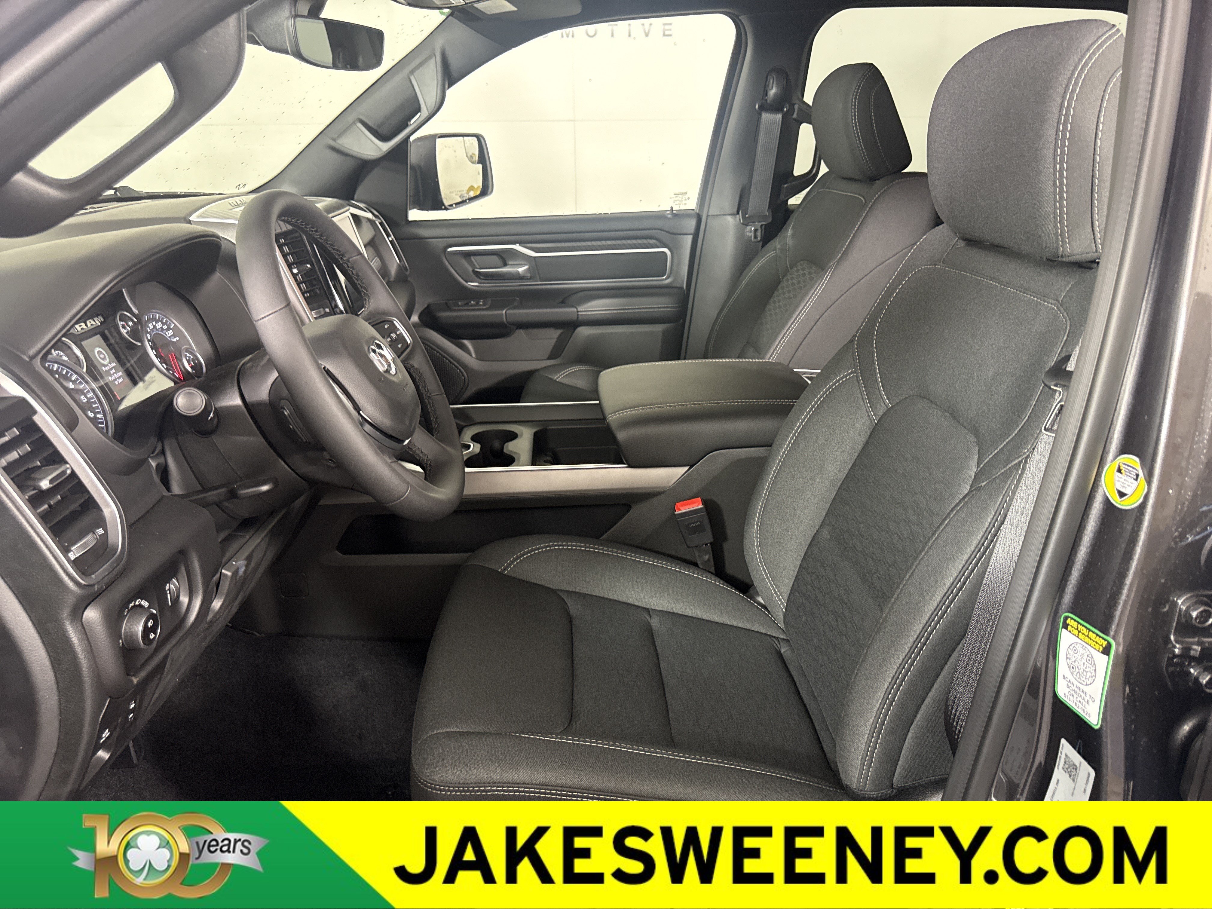 New 2026 RAM 1500 Big Horn AWD/4WD image 12