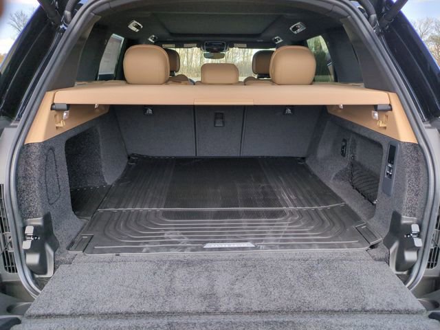 New 2026 Land Rover Range Rover SE AWD/4WD image 16