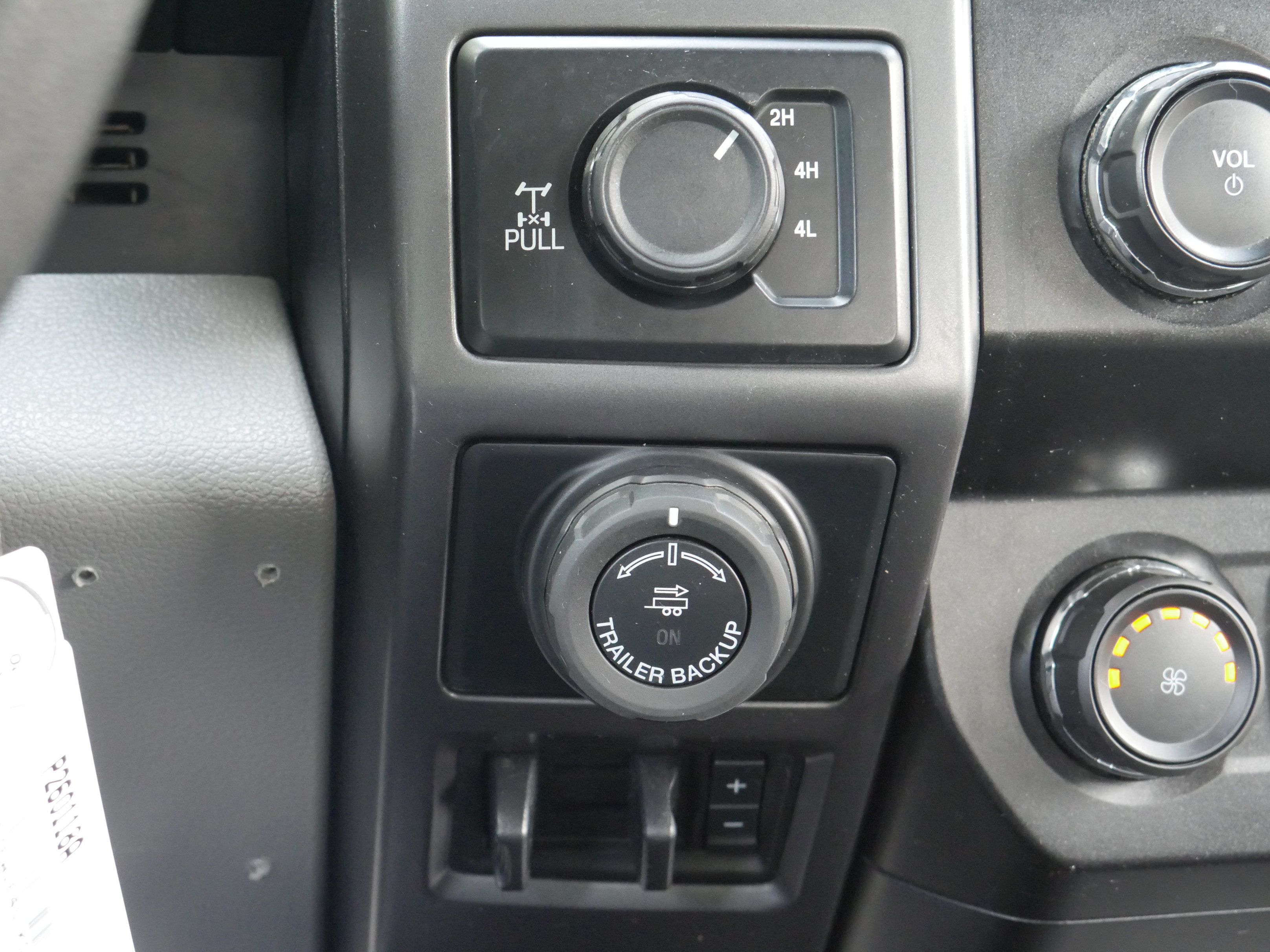 Used 2020 Ford F150 XLT w/ XTR Package AWD/4WD image 9