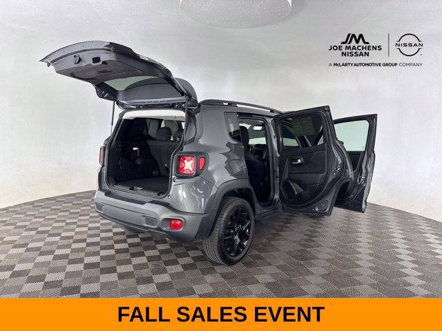 Used 2023 Jeep Renegade Altitude w/ Convenience Group I AWD/4WD image 28