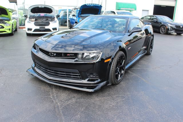 Used 2014 Chevrolet Camaro Z/28 RWD image 2