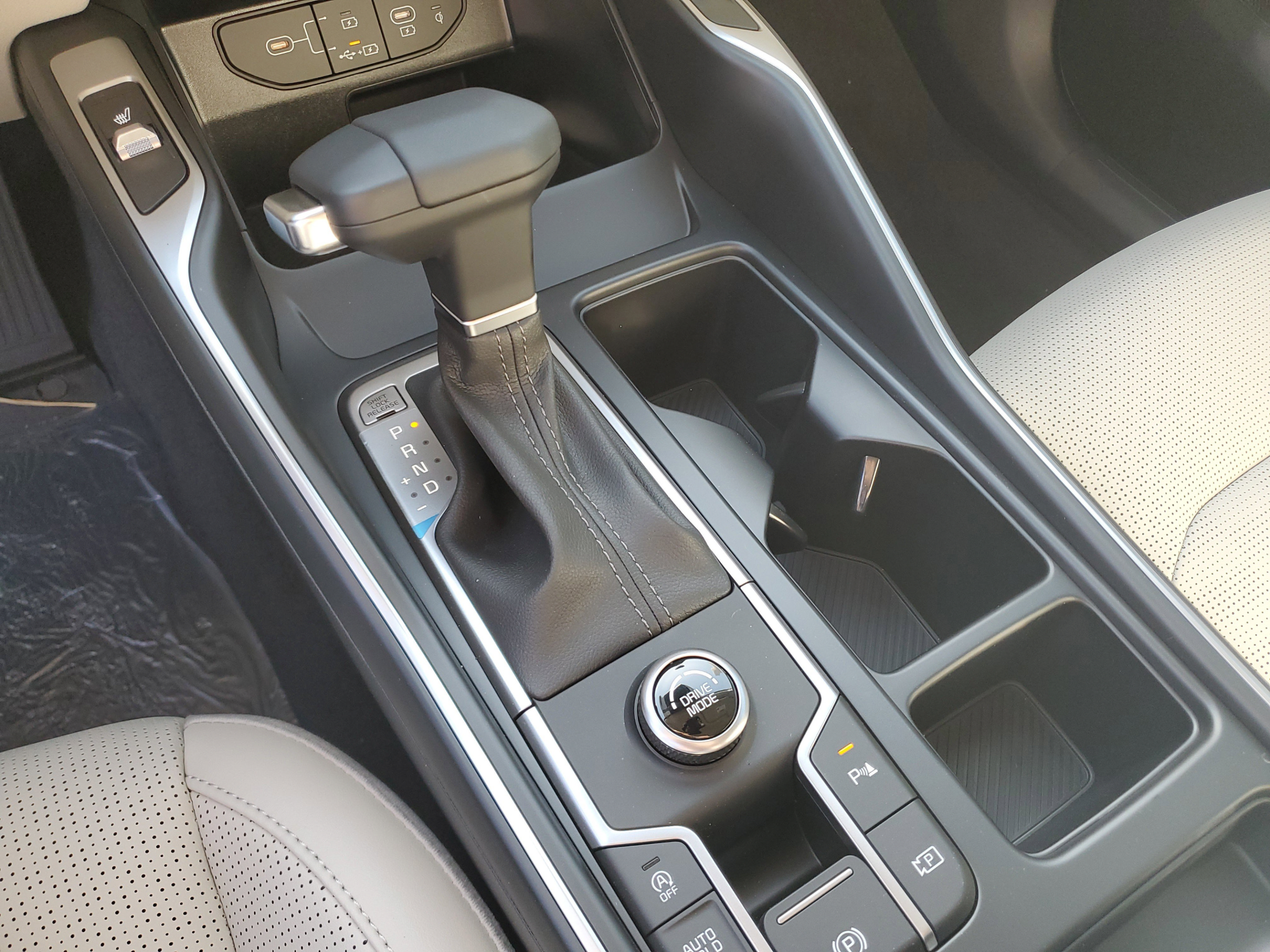 New 2026 Kia Sorento EX w/ EX Premium Package FWD image 22