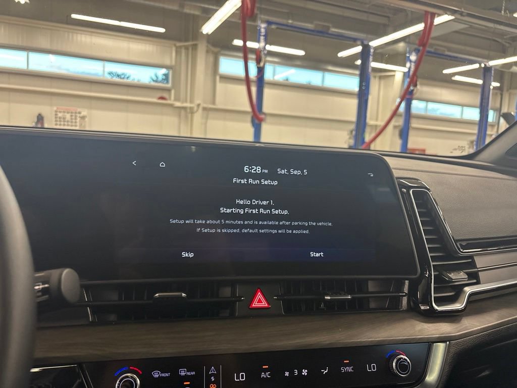 Certified 2025 Kia Sportage X-Line w/ Premium Package AWD/4WD image 10