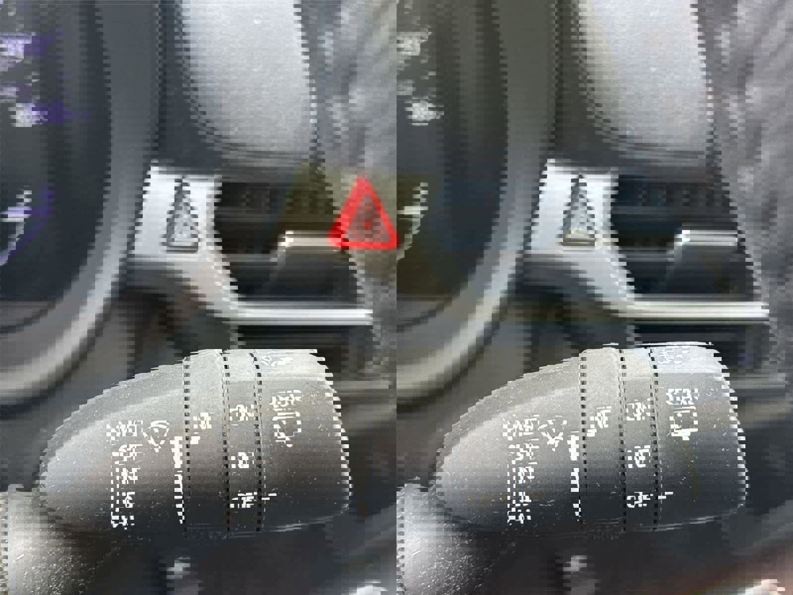 Used 2021 Toyota Sienna XLE w/ XLE Plus Package image 21