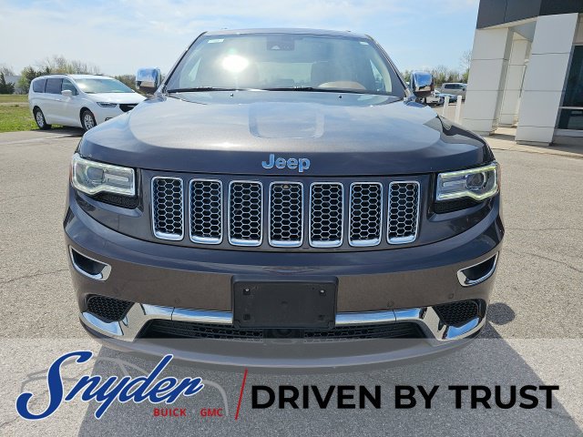 Used 2016 Jeep Grand Cherokee Summit AWD/4WD image 3