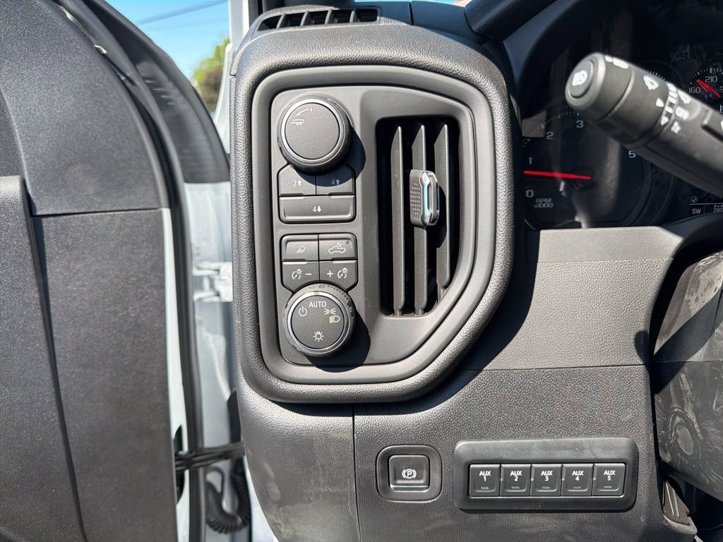 New 2026 Chevrolet Silverado 3500 W/T w/ WT Convenience Package AWD/4WD image 13
