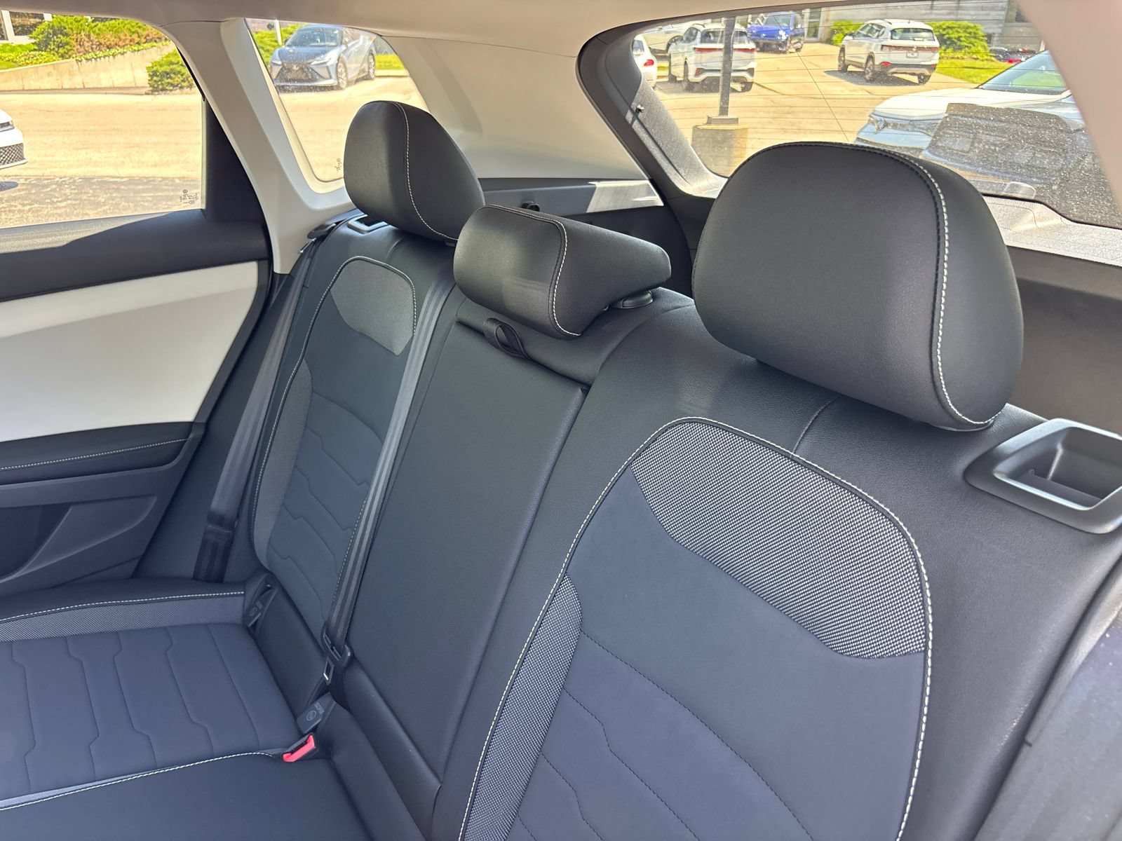New 2026 Volkswagen Taos SE AWD/4WD image 26